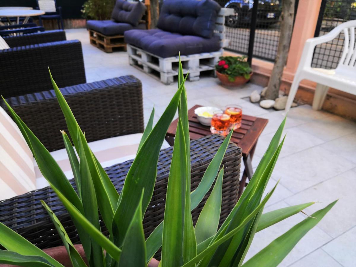 Hotel Iride Suite & Breakfast- Ideale Per Famiglie E Coppie Riccione Exterior photo